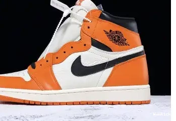555088-113 REVERSE - BACKBOARD SHATTERED RETRO 1 JORDAN 0425